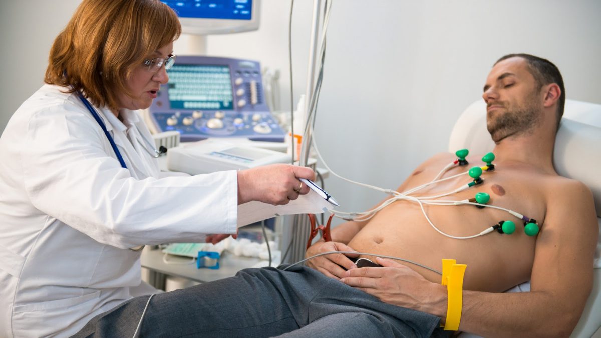 Four Reasons to Become an Electrocardiograma Technician
